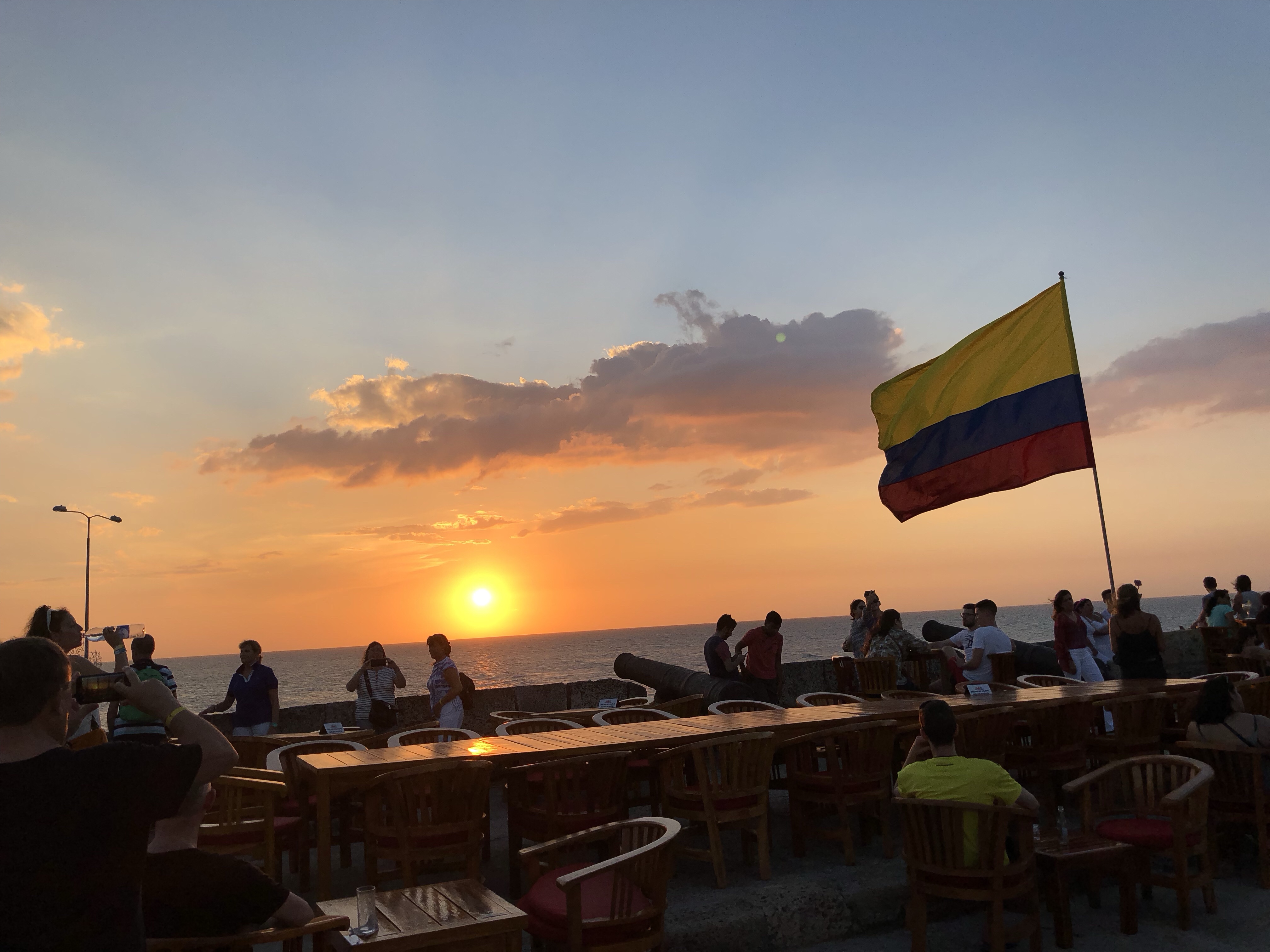 THE WALLED CITY OF CARTAGENA-WHERE TO EAT,SLEEP AND EXPLORE
